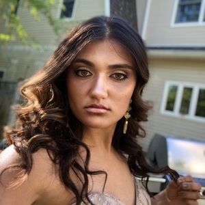 Meet your Posher, Lindsay